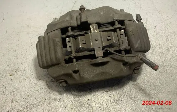 Mercedes-Benz S W221 Front brake caliper