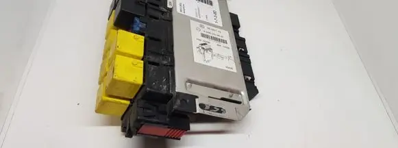 Mercedes-Benz S W220 Fuse module 0285459832