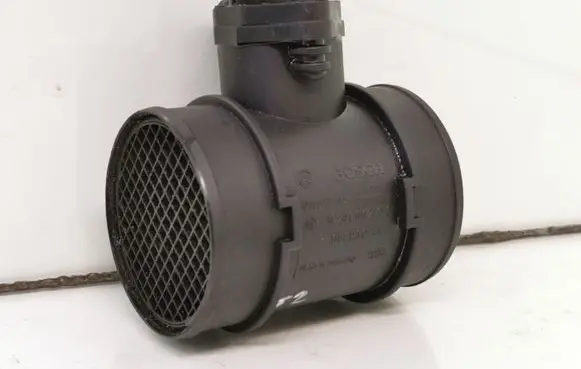 Chrysler Voyager Mass air flow meter 0281002451 05293155AB