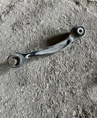 Mercedes-Benz E W210 Rear control arm