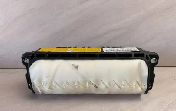 Volkswagen PASSAT B7 Passenger airbag 3AA880204B