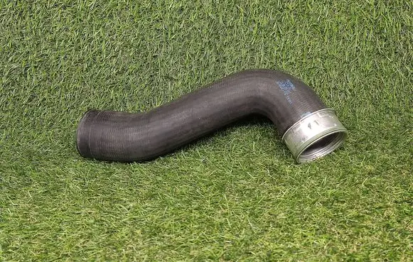 Volkswagen Golf V Intercooler hose/pipe 1K0145762T