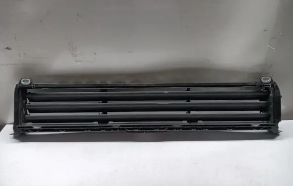 Audi e-tron Radiator trim 4KE121223
