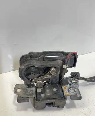 Toyota Prius (XW20) Tailgate exterior lock 8408