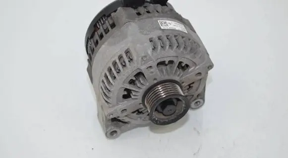 BMW X3 F25 Generator/alternator 7646814 12317646814 7646815