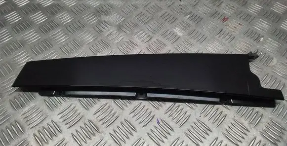 Porsche Macan (95B) Front door trim (molding) 95B853352