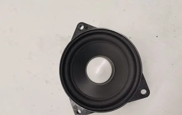 BMW 6 F06 Gran coupe Parcel shelf speaker 9368383