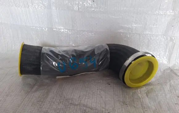 Audi A3 S3 8V Intercooler hose/pipe 5Q0145832D