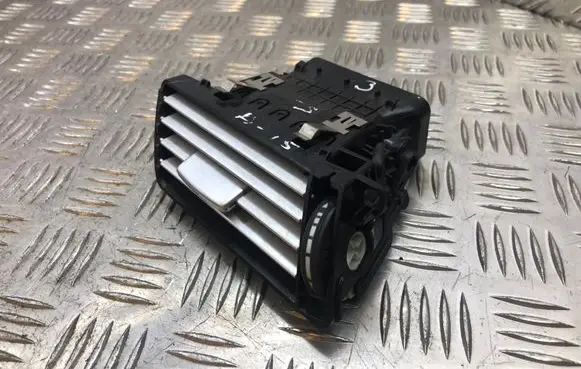 Mercedes-Benz E W212 Dashboard side air vent grill/cover trim A2128300154