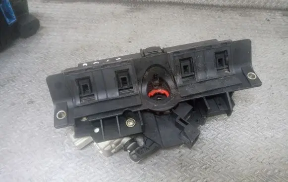 Audi A6 S6 C5 4B Tailgate/trunk/boot exterior handle 4B0827565H