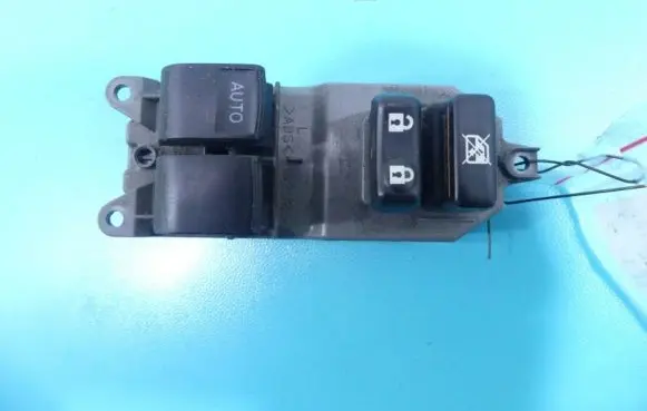 Toyota Auris 150 Electric window control switch 926-1J89 IMPRK1151196