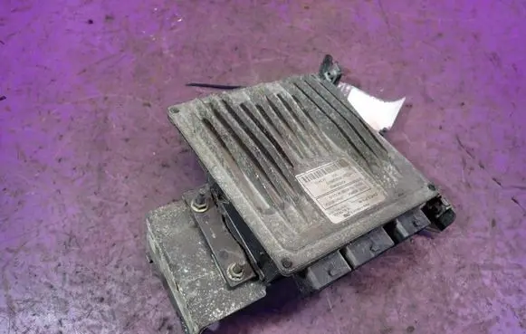 Renault Scenic II - Grand scenic II Engine control unit/module ECU 