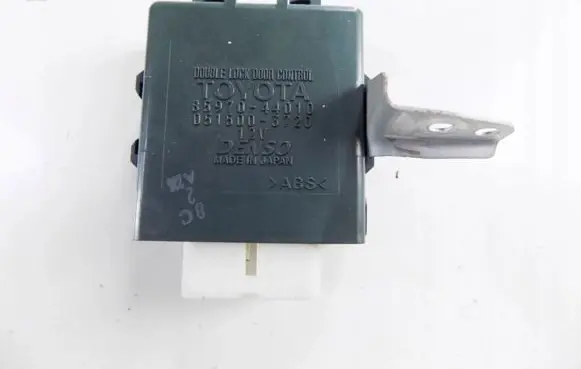 Toyota Avensis Verso Other control units/modules 8597044010