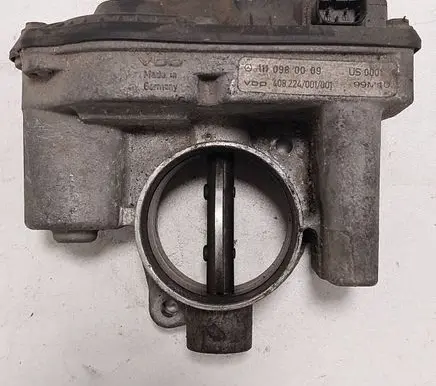 Mercedes-Benz CLK A208 C208 Throttle body valve 408224001001 99M10 1110980009