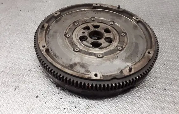 Volkswagen Golf Plus Dual mass flywheel 