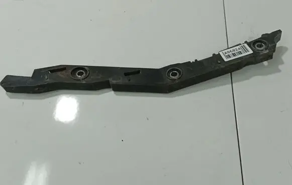 Citroen C4 I Picasso Rear bumper mounting bracket 200406