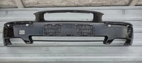 Volvo V70 Front bumper 08693340