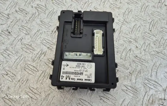 Nissan Juke I F15 Comfort/convenience module 284B1BV80B