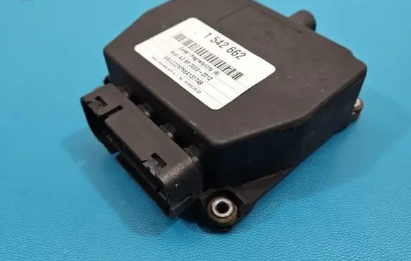 Audi A3 S3 8P Throttle valve 6Q0906625 IMPRK1542662