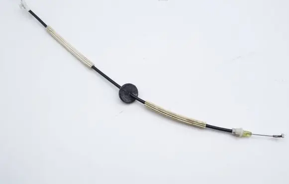 Volkswagen Touareg I Front door cable line 7L6837085
