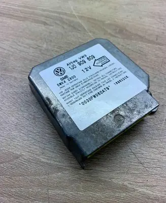 Volkswagen Golf IV Airbag control unit/module 1J0909609