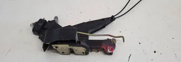 Toyota Corolla E120 E130 Front door lock 4J0413