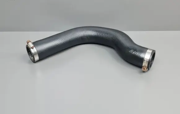 Intercooler hose/pipe