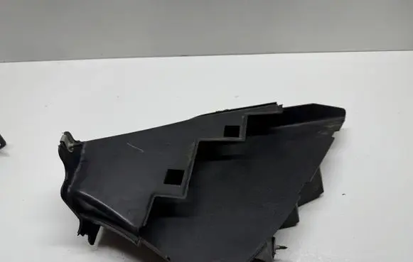 Dodge Charger Air intake duct part 68214812AA 38838L