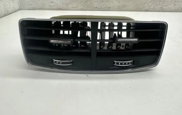 Audi A8 S8 D4 4H Rear air vent grill 4H0819203B 4H0819203A