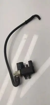 Audi A4 S4 B7 8E 8H Turbo solenoid valve 8e0906627C