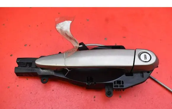 BMW X3 E83 Front door exterior handle 
