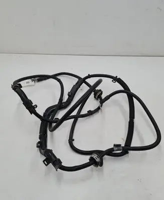 Positive cable (battery)
