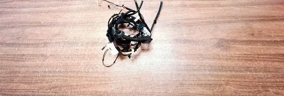 Land Rover Discovery 3 - LR3 Tailgate/trunk wiring harness 273362110 YMN500311