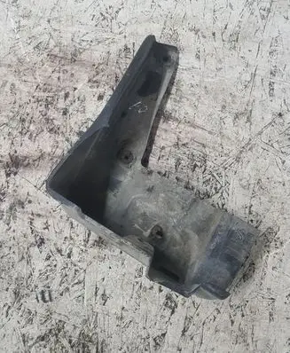 Subaru Legacy Front mudguard 