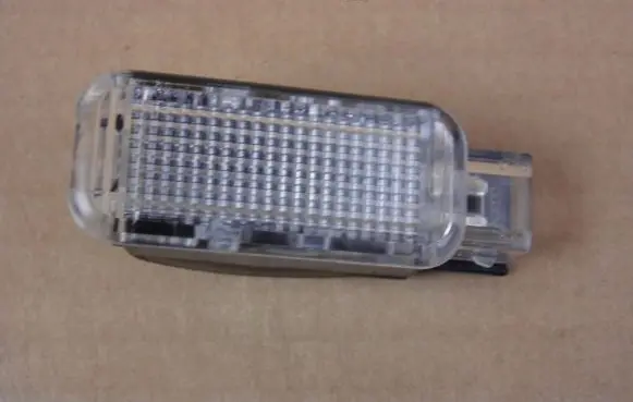 Audi A6 S6 C5 4B Other interior light 4B0947415A
