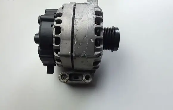 Toyota C-HR I Generator/alternator 270600Y210