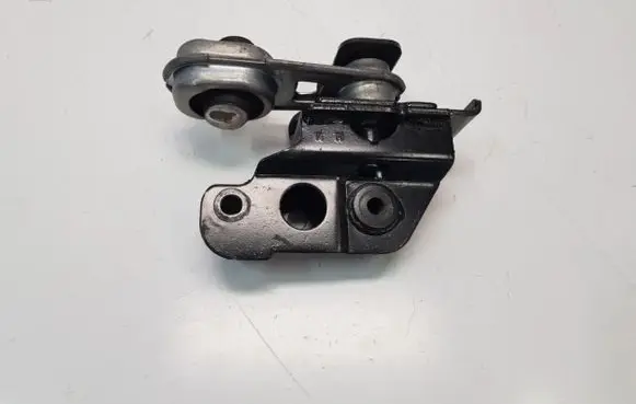 Renault Kadjar Gearbox mount 112383734R