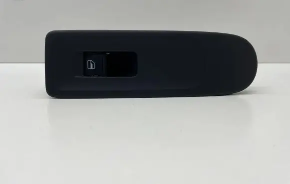 Volkswagen Golf VI Electric window control switch 5K0867256