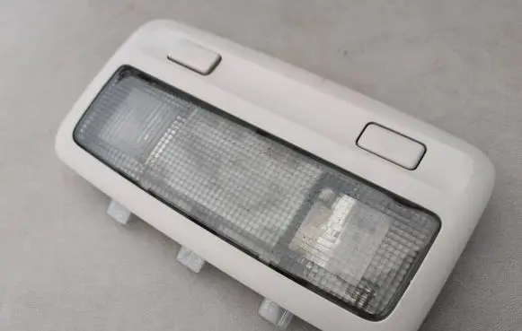 Toyota Avensis T250 Rear seat light 8125005021 1768