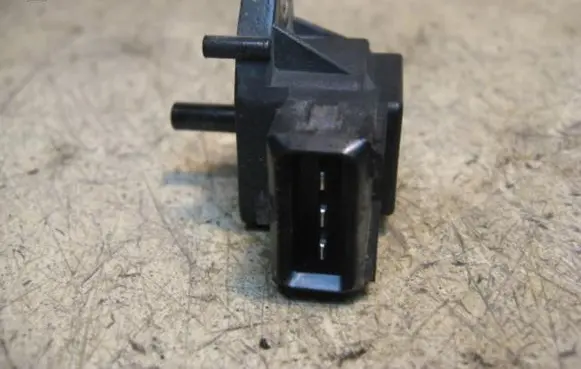 Mercedes-Benz C W203 Turbo solenoid valve DENSO07011542 20CDI