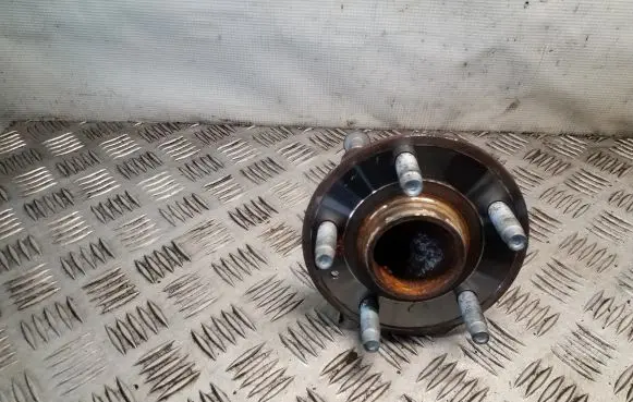 Opel Mokka Rear wheel hub