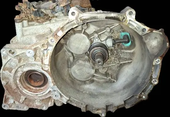 Hyundai ix35 Manual 6 speed gearbox M56GF21 SE72JB 009527