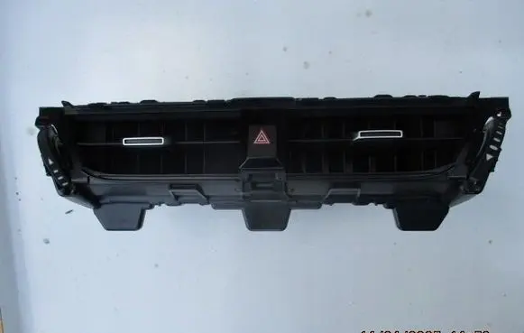 Toyota Corolla E210 E21 Dash center air vent grill 055642