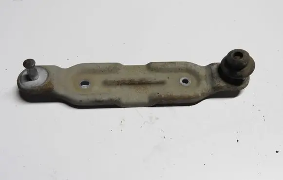 Honda Civic Air filter cleaner box bracket assembly N22A2