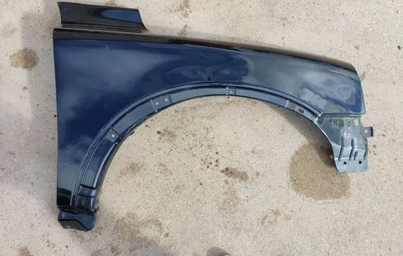 Volvo XC90 Fender
