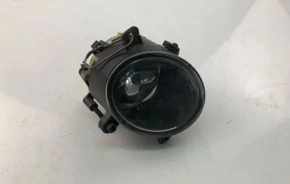 Ford Mondeo Mk III Front fog light 1S7115K205AA