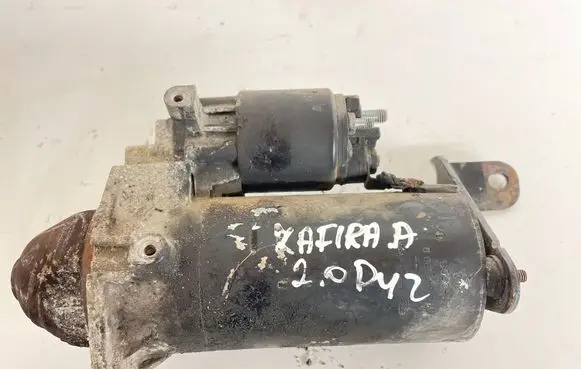 Opel Zafira A Starter motor
