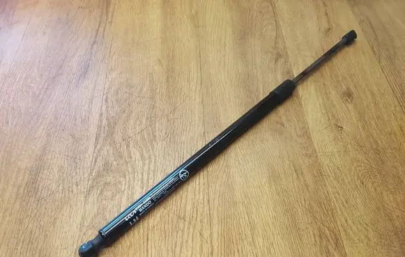 KIA EV6 Tailgate/trunk strut/damper 81831CV000