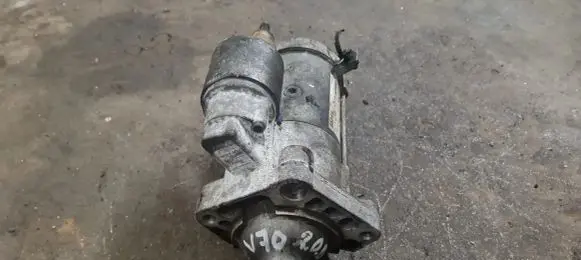 Volvo V70 Starter motor 30659576