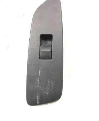 Toyota Auris 150 Electric window control switch